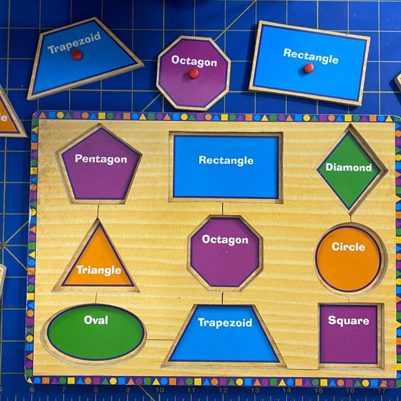 Shapes Wood Peg Puzzle - Picture 2 of 3